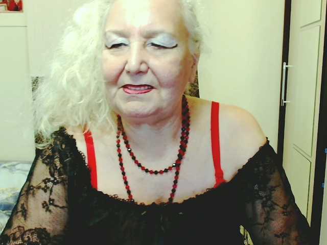 grannywants live cam on BongaCams