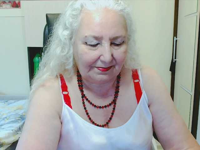 grannywants live cam on BongaCams