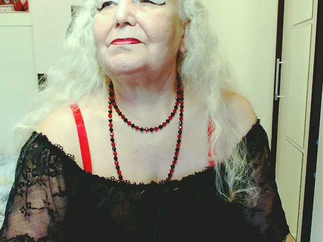 grannywants live cam on BongaCams