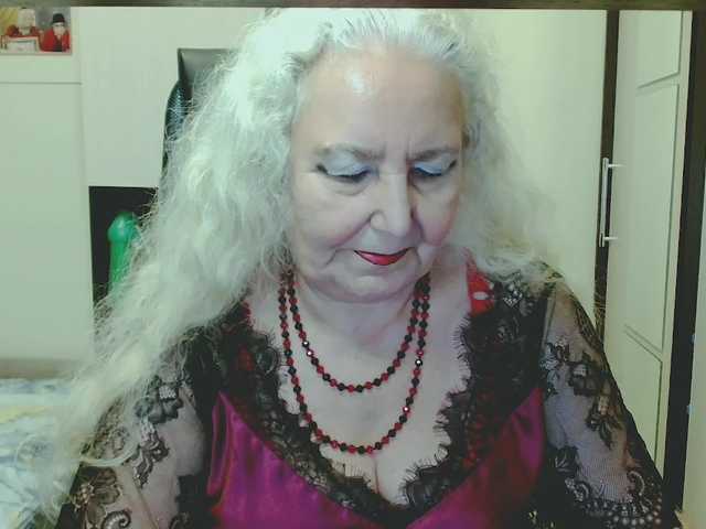 grannywants live cam on BongaCams