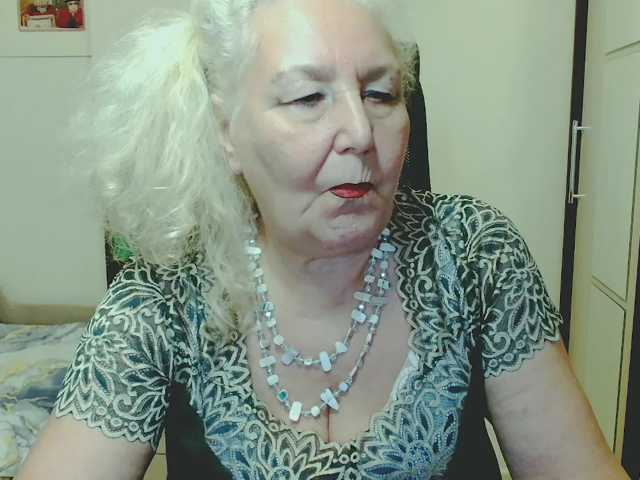 grannywants live cam on BongaCams