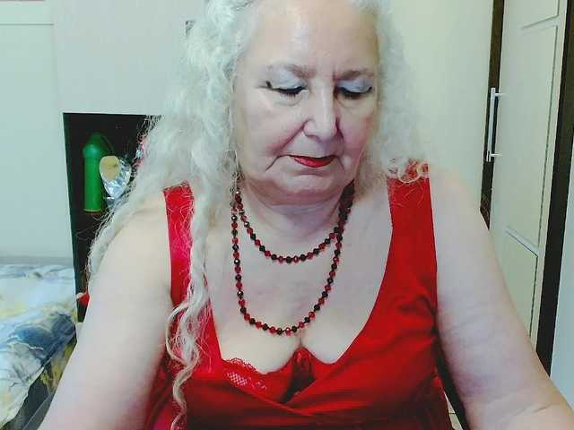 grannywants live cam on BongaCams
