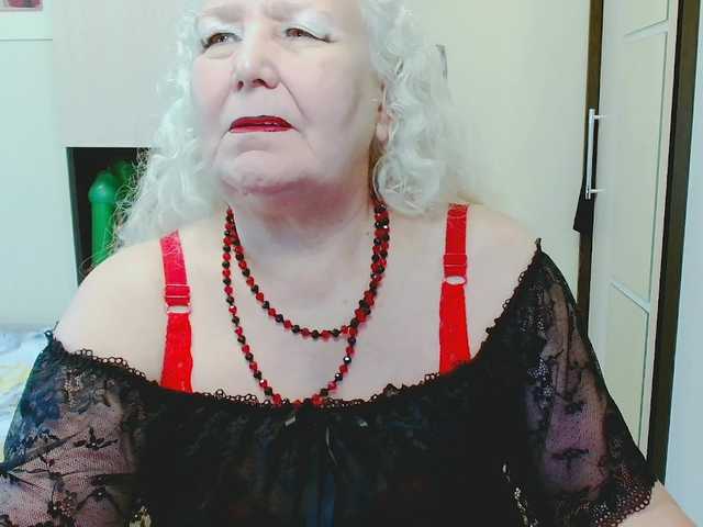 grannywants live cam on BongaCams