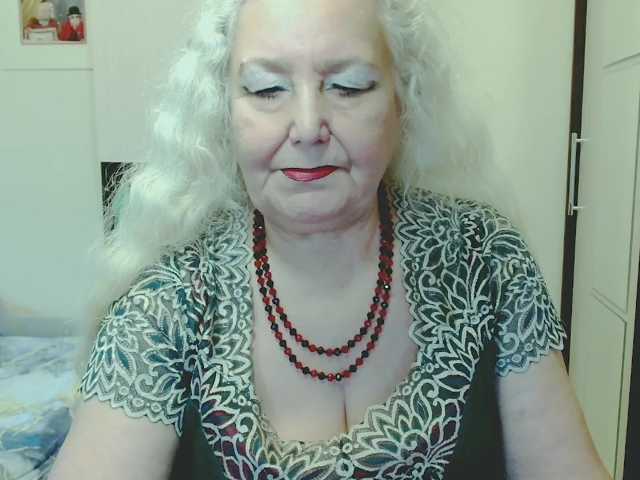 grannywants live cam on BongaCams