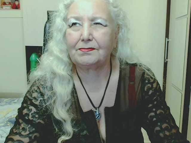 grannywants live cam on BongaCams