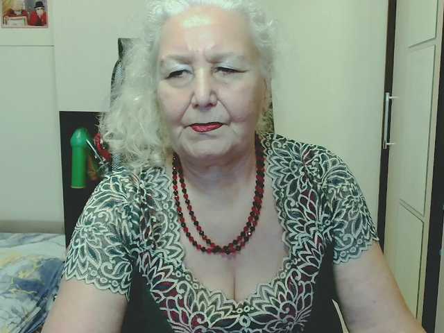 grannywants live cam on BongaCams