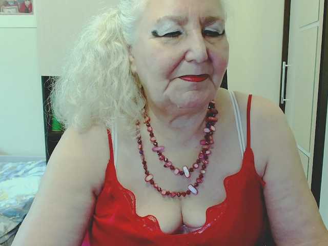 GrannyWants live webcam show
