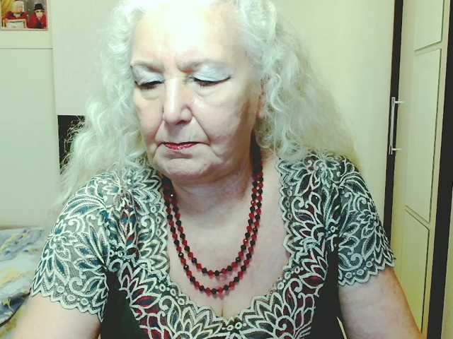 grannywants, en directo ahora en BongaCams