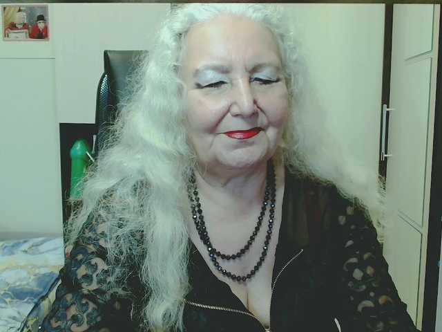 grannywants live cam on BongaCams