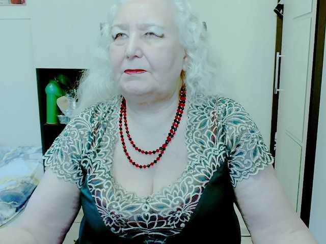 grannywants's BongaCams show and profile