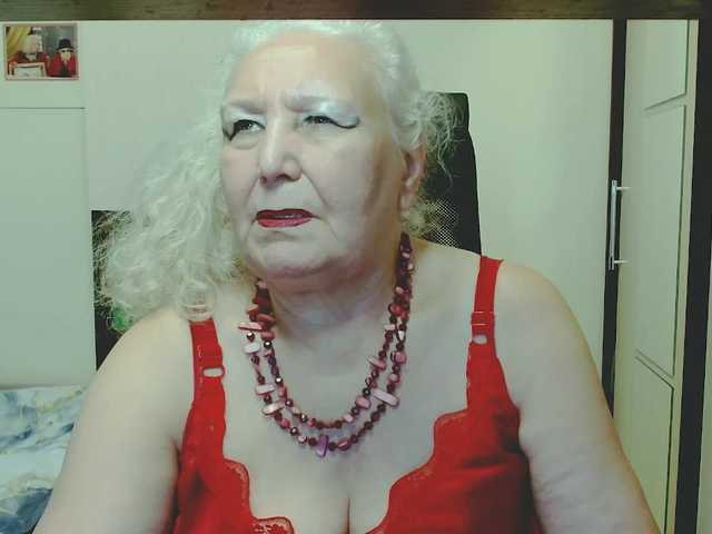 grannywants live cam on BongaCams