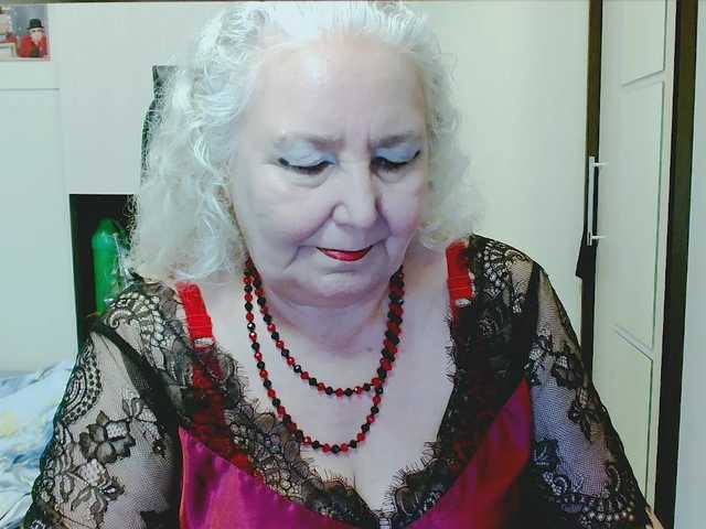 grannywants live cam on BongaCams