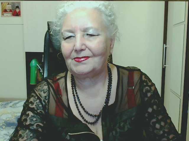 grannywants live cam on BongaCams