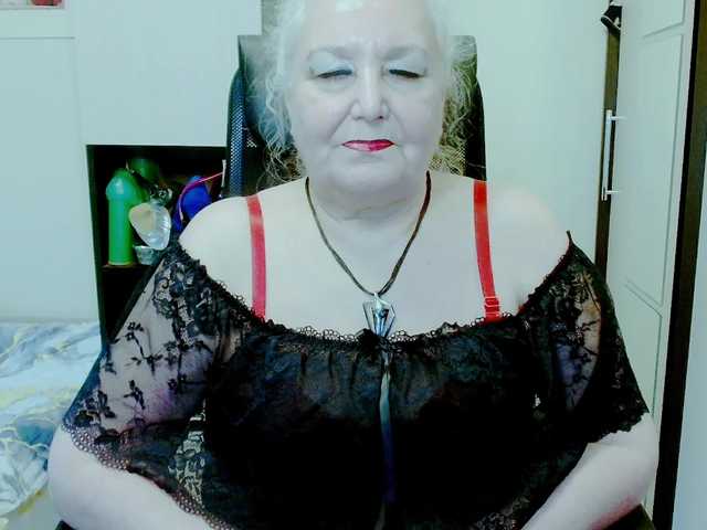 go to chat with GrannyWants