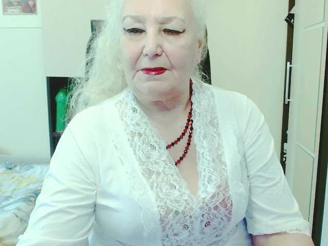 grannywants's BongaCams show and profile