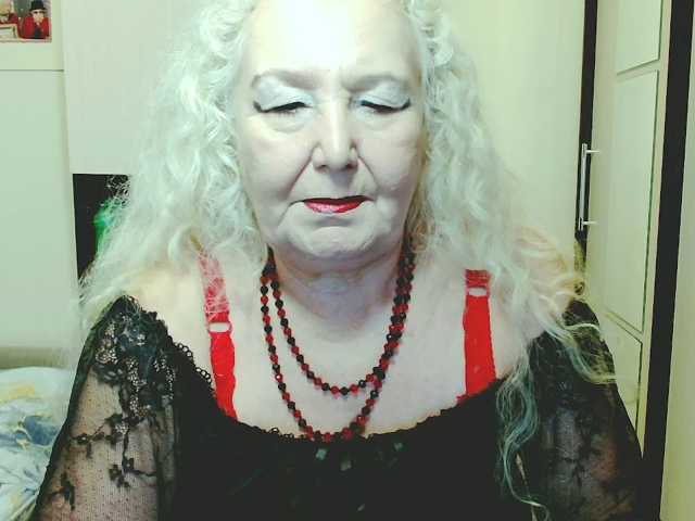 grannywants live cam on BongaCams