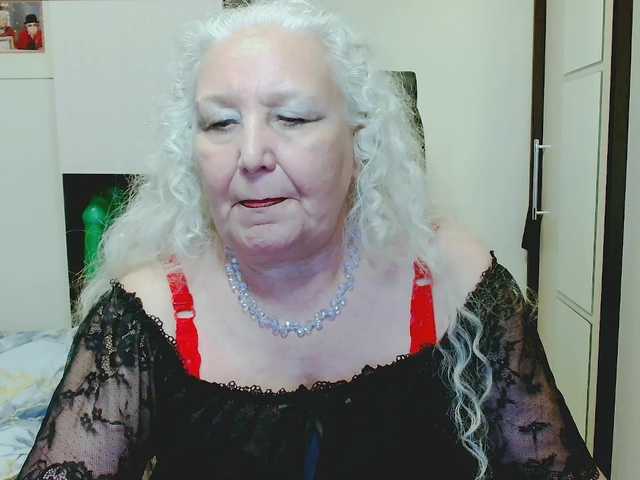 grannywants live cam on BongaCams