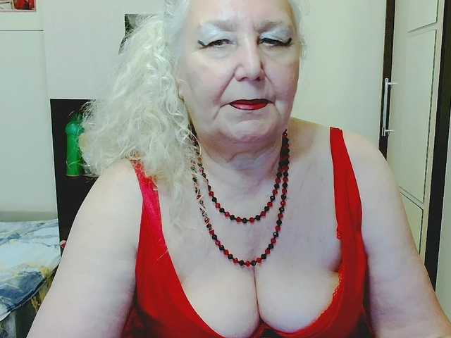 grannywants live cam on BongaCams