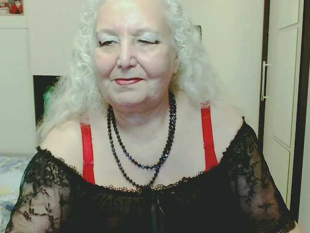 grannywants live cam on BongaCams