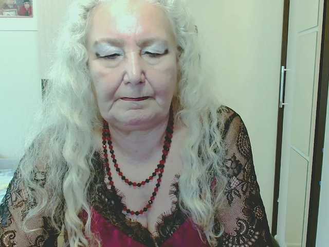 grannywants live cam on BongaCams