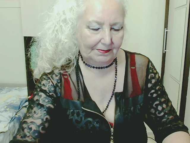 grannywants live cam on BongaCams