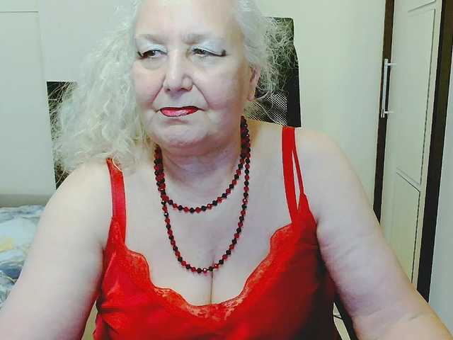 grannywants cam belle