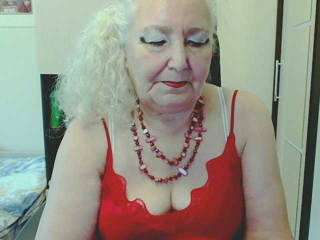 grannywants live cam on BongaCams