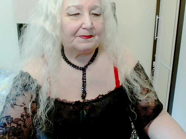 grannywants's BongaCams show and profile