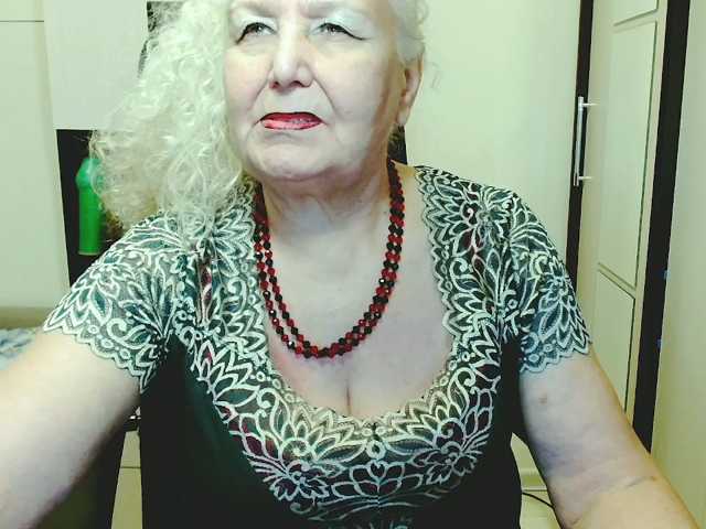 grannywants live cam on BongaCams