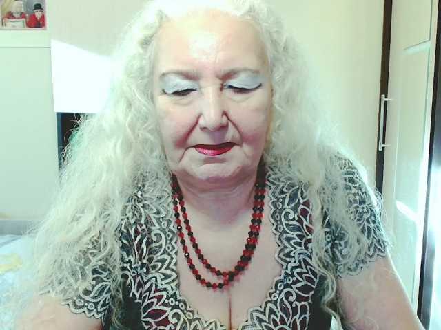 grannywants, en directo ahora en BongaCams