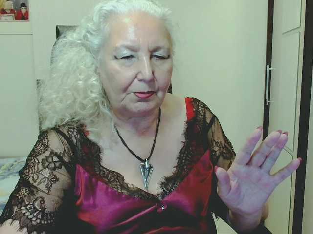 grannywants live webcam show