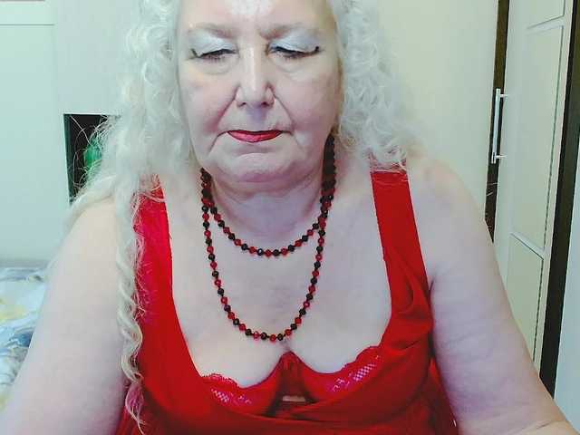 grannywants live cam on BongaCams