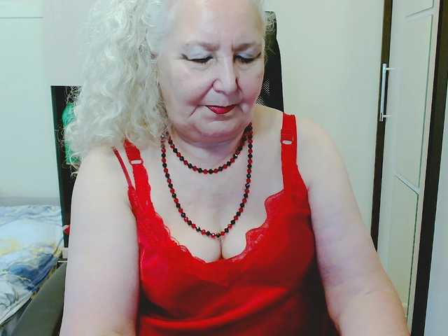 grannywants live cam on BongaCams