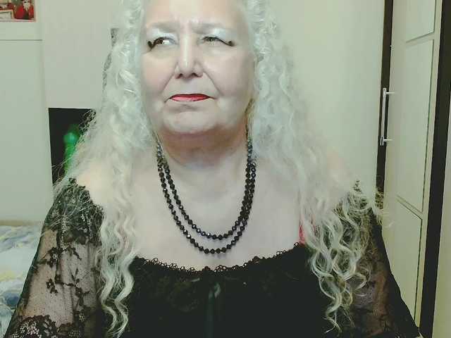 grannywants live cam on BongaCams