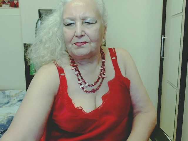 grannywants live cam on BongaCams