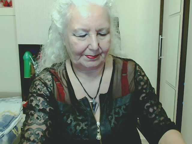 grannywants live cam on BongaCams