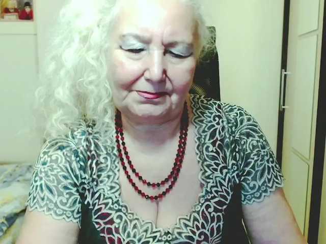grannywants, live now on BongaCams