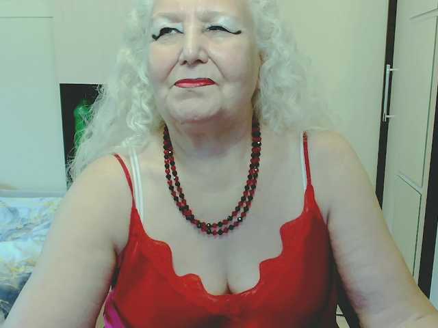 grannywants live cam on BongaCams