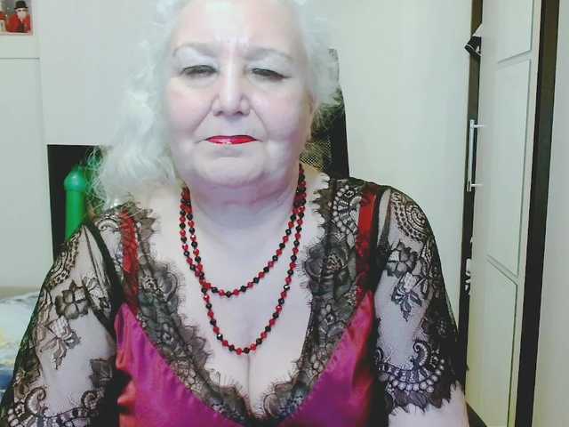 grannywants's BongaCams show and profile