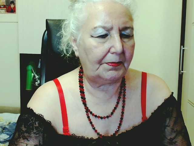grannywants live cam on BongaCams