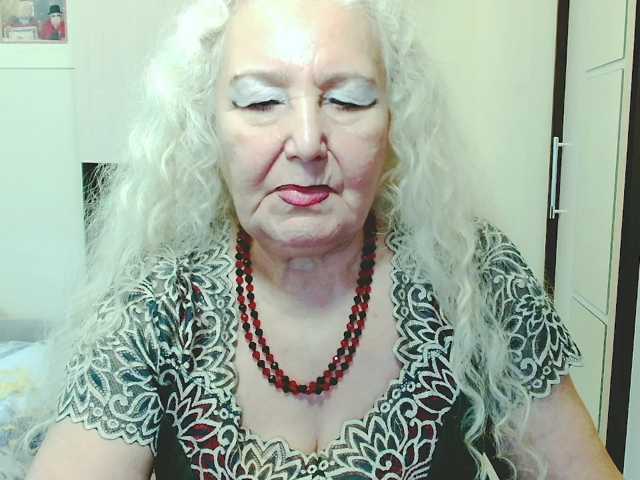 grannywants, en directo ahora en BongaCams
