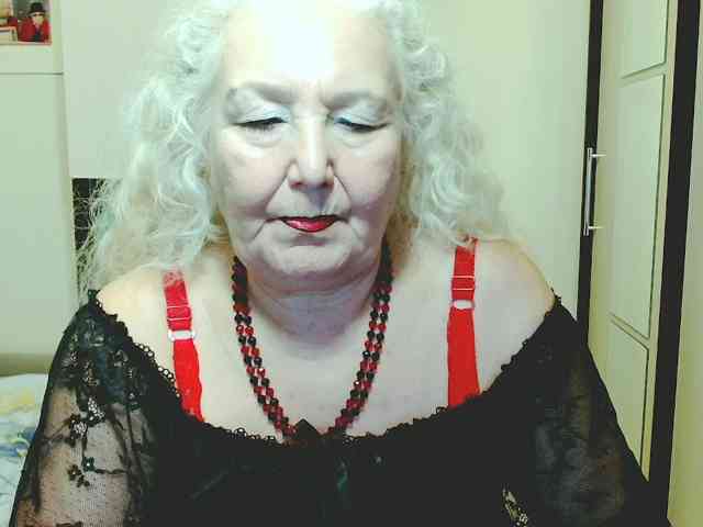 Model: GrannyWants