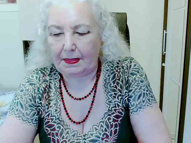 Model: GrannyWants