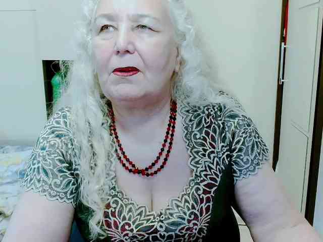 Model: GrannyWants