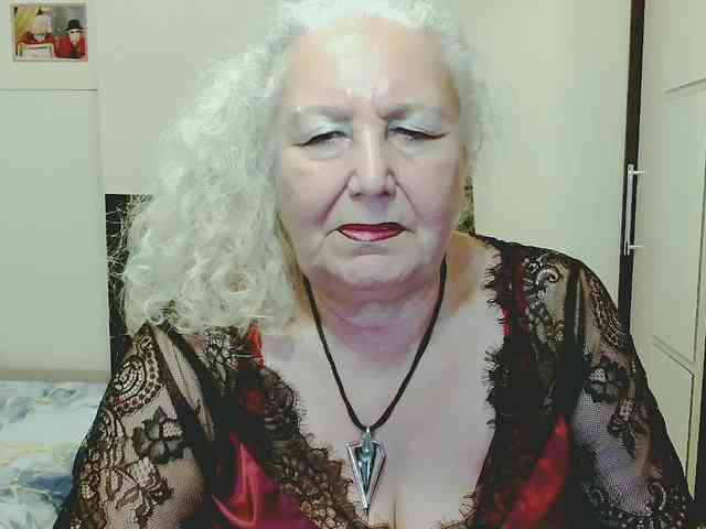 Model: GrannyWants