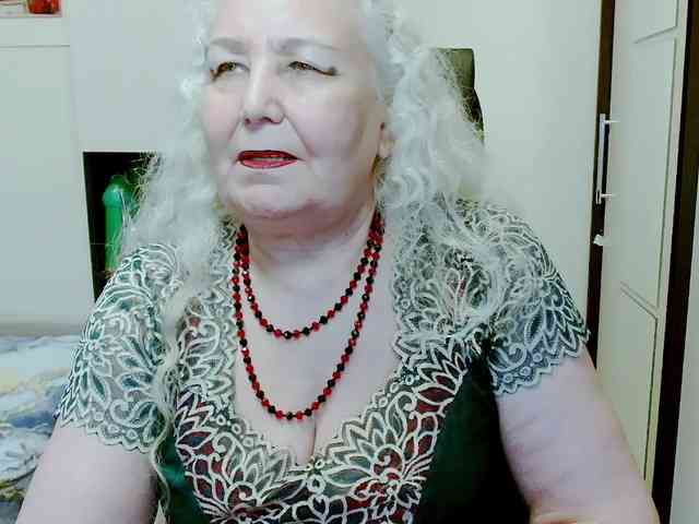 Model: GrannyWants