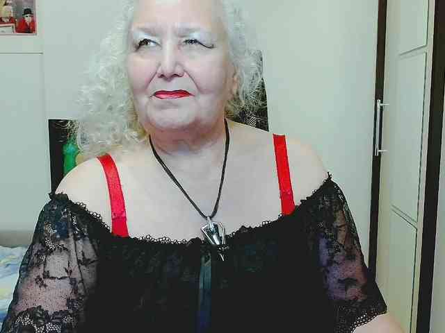 Model: GrannyWants