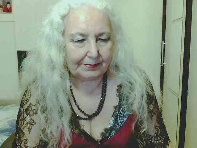 Model: GrannyWants