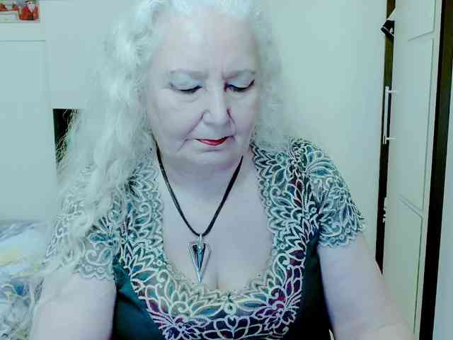 GrannyWants webcam