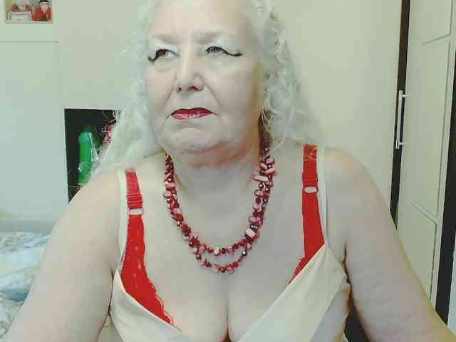 Model: GrannyWants